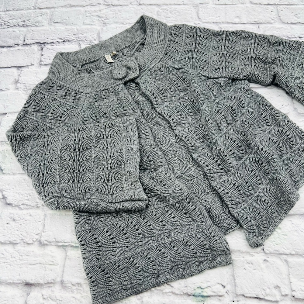 Madison Gray Women's Cardigan Sweater Size Medium Open Weave Button Closure